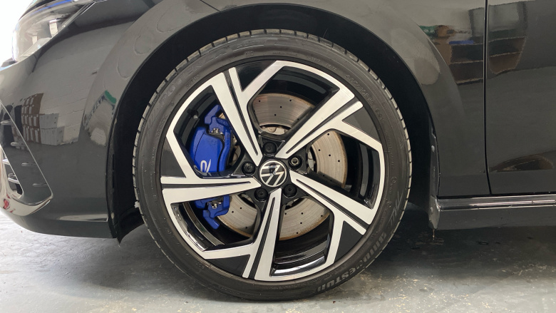 Volkswagen Golf 2.0 TSI 320 R 4Motion 5dr DSG Petrol Hatchback